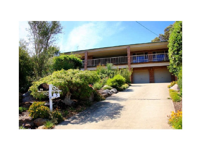 5 Nurla Avenue, Malua Bay NSW 2536