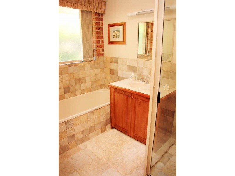 5 Nurla Avenue, Malua Bay NSW 2536