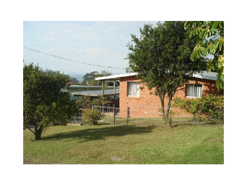 11 Yugura Street, Malua Bay NSW 2536