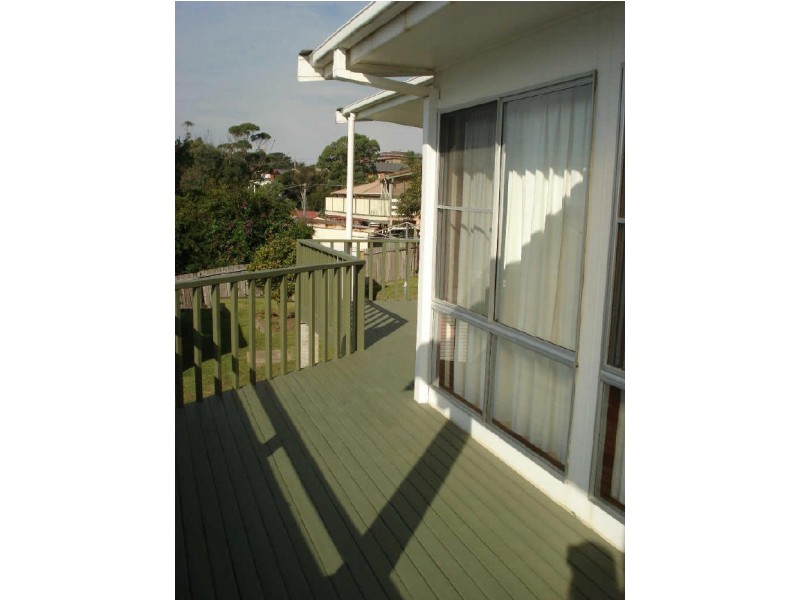 11 Yugura Street, Malua Bay NSW 2536