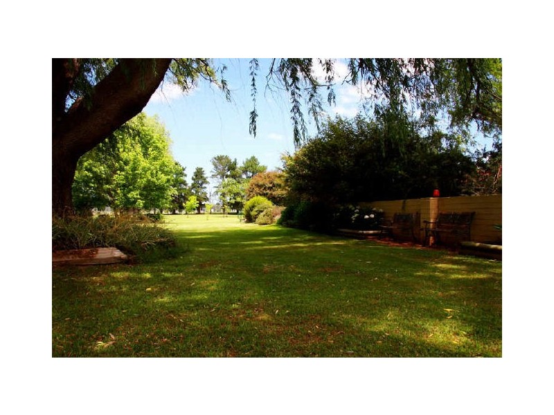 2474 Princes Hwy, Moruya NSW 2537