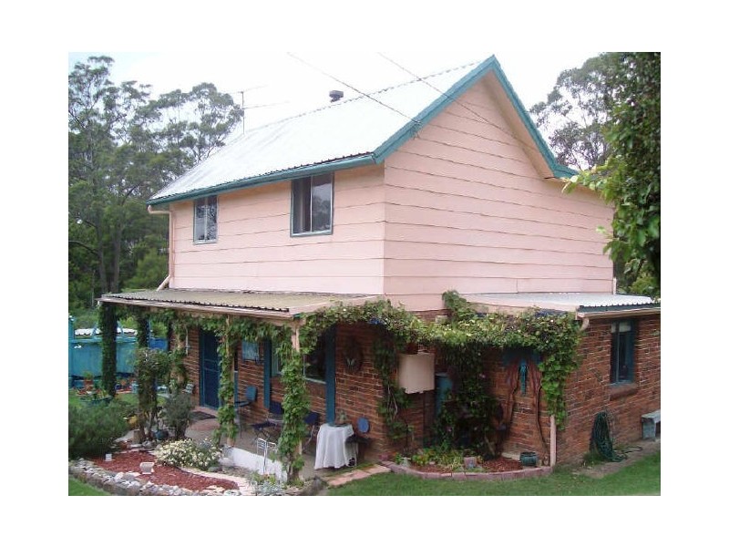 8 Mogo Street, Mogo NSW 2536