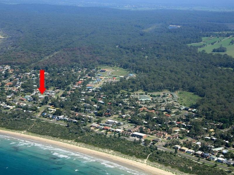 8 Clarke Street, Broulee NSW 2537
