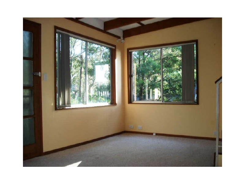 18 Yugura Avenue, Malua Bay NSW 2536