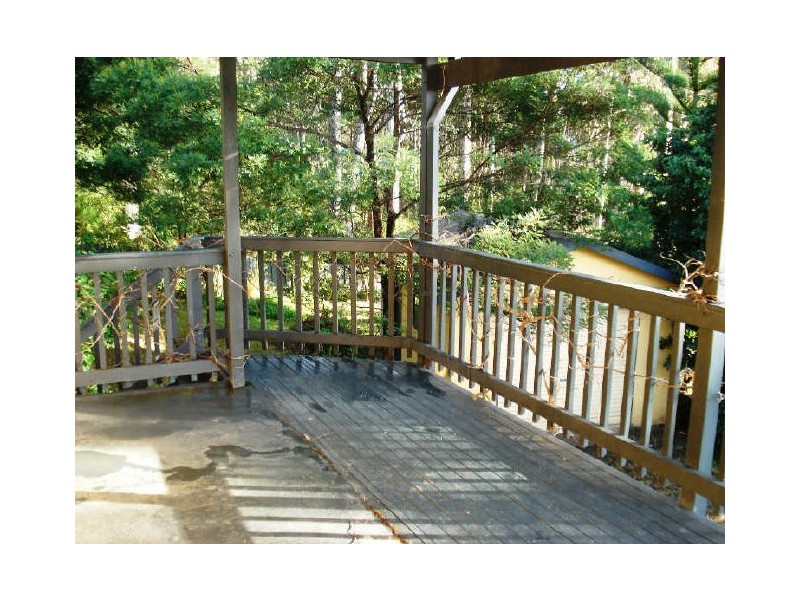 18 Yugura Avenue, Malua Bay NSW 2536