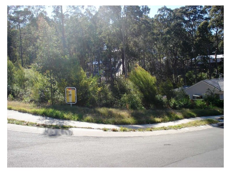 8 Honeyeater Place, Malua Bay NSW 2536
