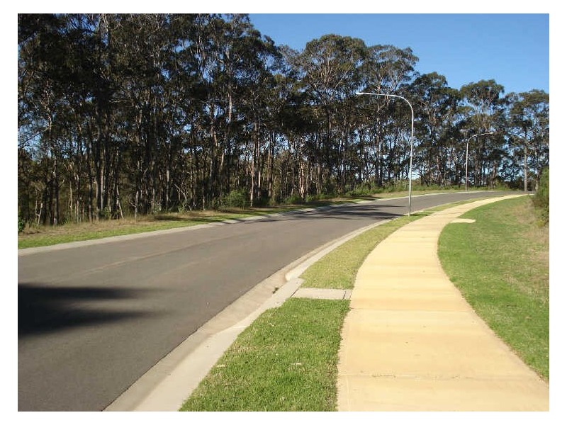 13 Banksia Grove, Malua Bay NSW 2536