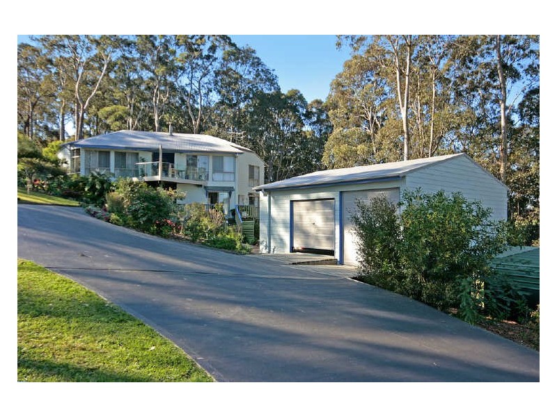 13 Barlings Drive, Tomakin NSW 2537