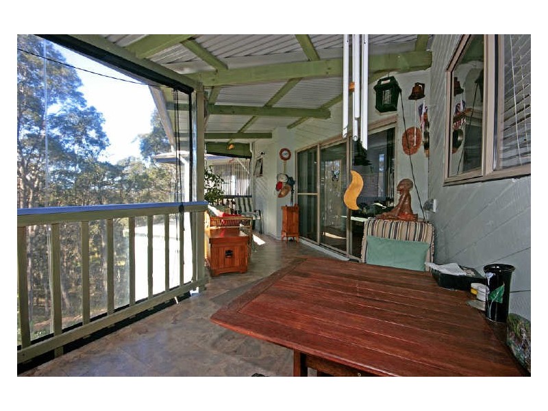 13 Barlings Drive, Tomakin NSW 2537