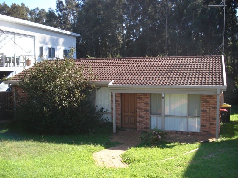 11 Sylvan Street, Malua Bay NSW 2536