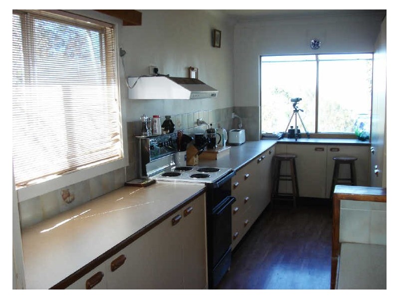 10 Karoo Cres, Malua Bay NSW 2536