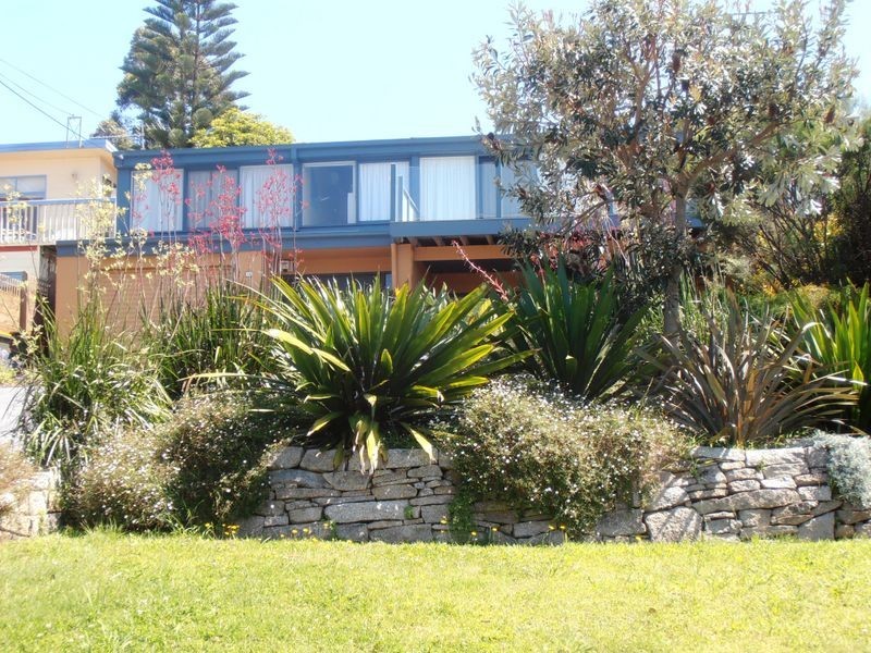 22 Tallawang Avenue, Malua Bay NSW 2536