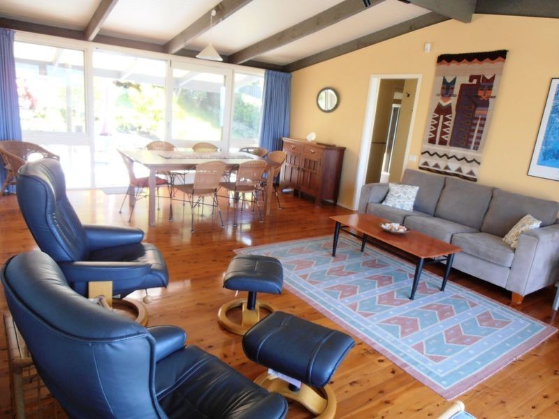 22 Tallawang Avenue, Malua Bay NSW 2536
