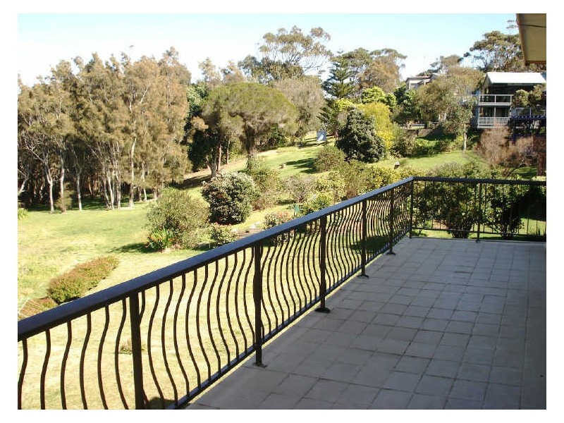31 Tallawang Avenue, Malua Bay NSW 2536