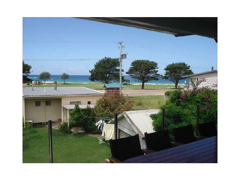 1/2 Moorong Cres, Malua Bay NSW 2536