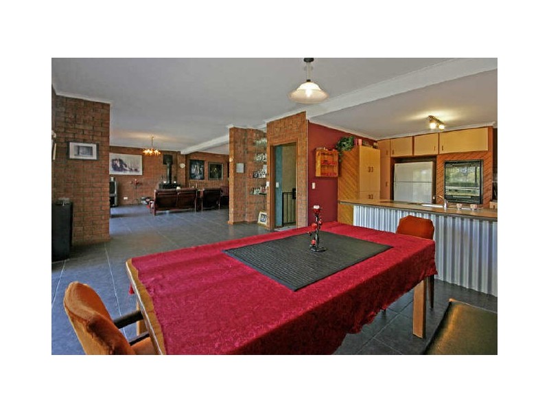 43 Forest Parade, Tomakin NSW 2537