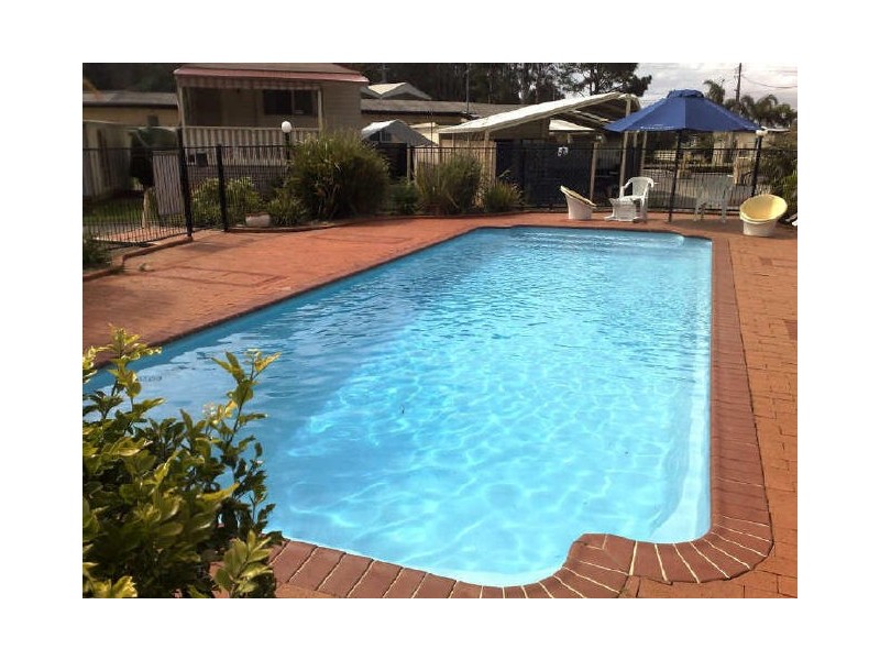 Cabin 6 Caseys Beach Holiday Park, Batehaven NSW 2536