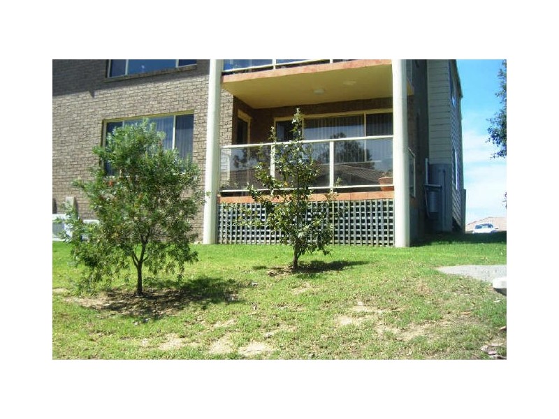 3/8 Lord Place, Batemans Bay NSW 2536