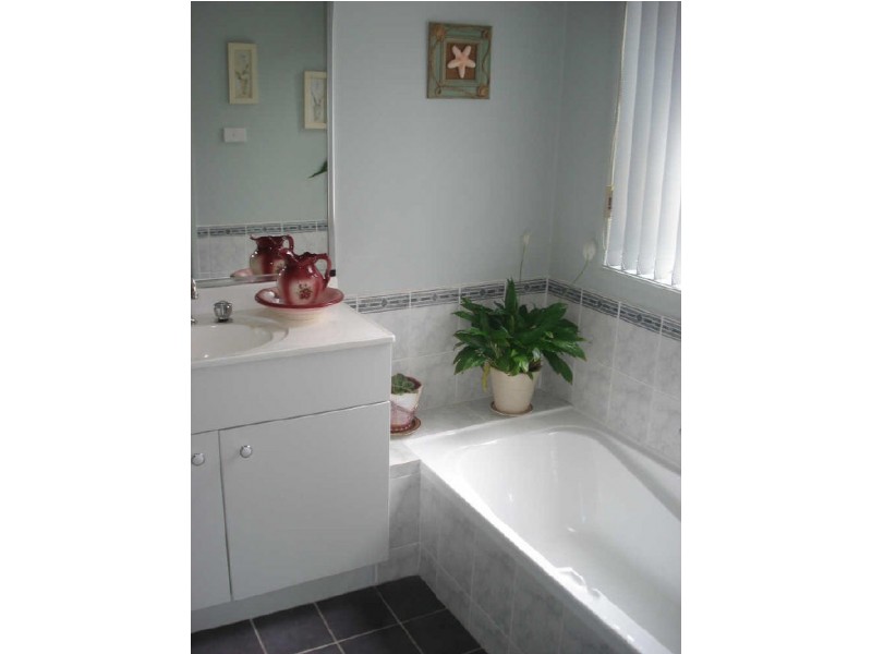 39 Warragai Place, Malua Bay NSW 2536