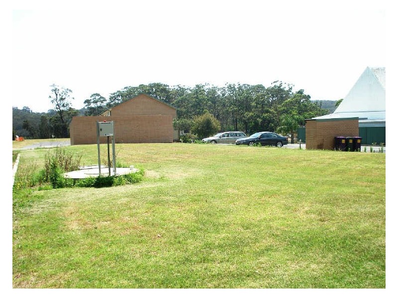 Unit 10 “The Moorings” 2152 George Bass Drive, Tomakin NSW 2537