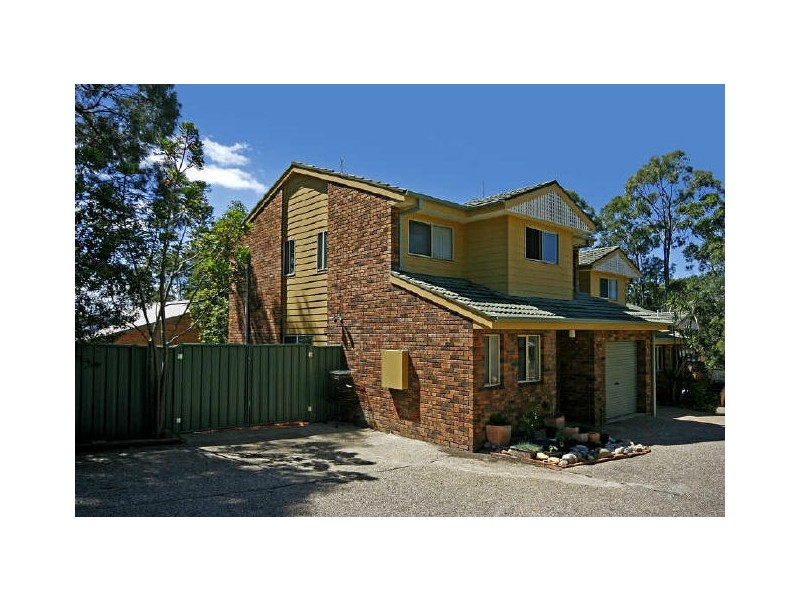 1/4 Lisa Place, Sunshine Bay NSW 2536