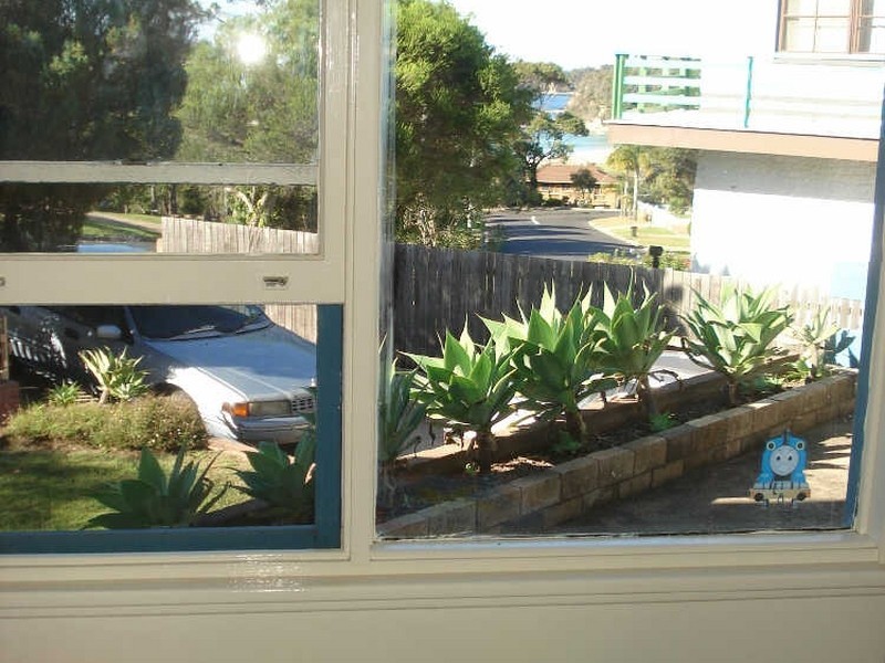 1 Nioka Avenue, Malua Bay NSW 2536