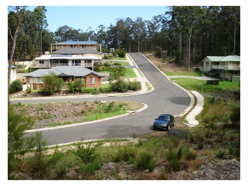 16 Bellbird Drive, Malua Bay NSW 2536