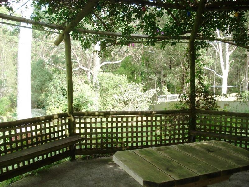 11 Nioka Avenue, Malua Bay NSW 2536