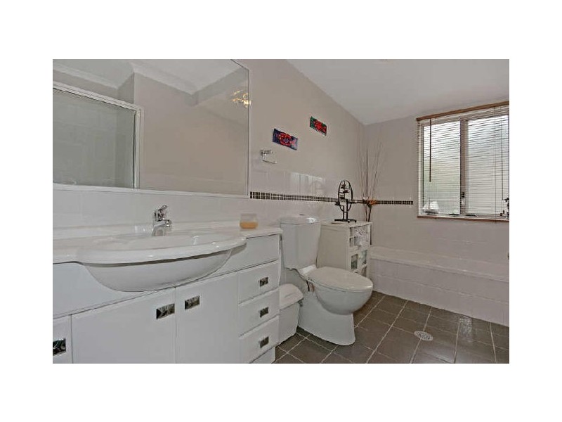23 The Ridge Road, Malua Bay NSW 2536