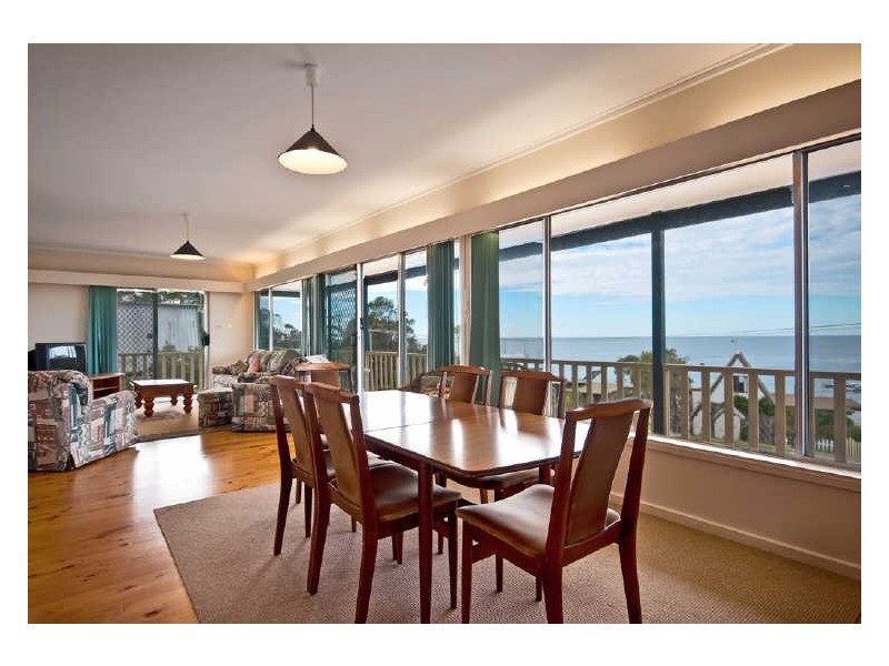 35 Iluka Avenue, Malua Bay NSW 2536