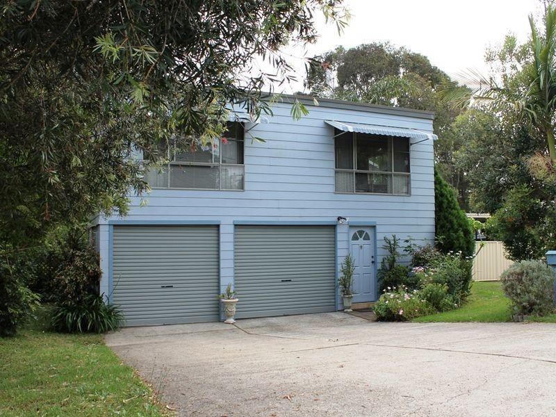 17 Youralla Avenue, Malua Bay NSW 2536