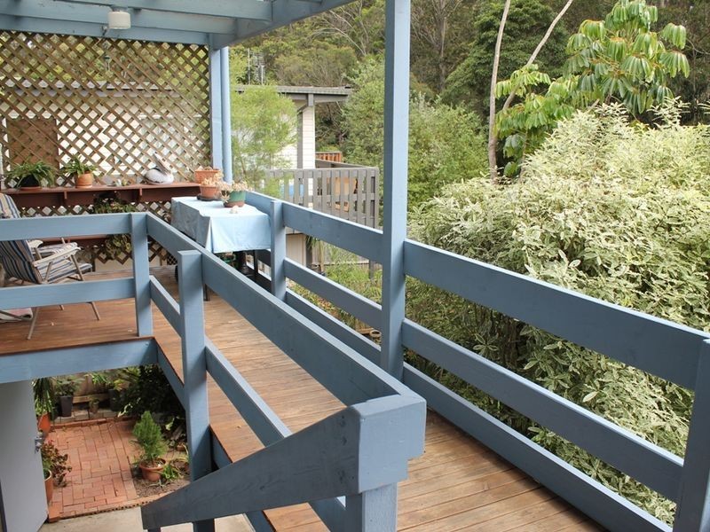 17 Youralla Avenue, Malua Bay NSW 2536