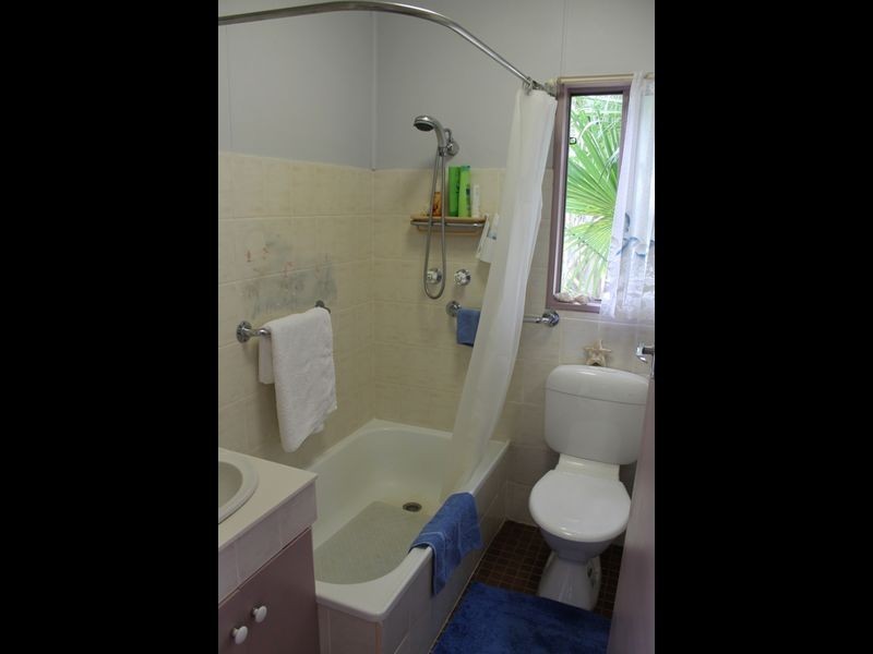 17 Youralla Avenue, Malua Bay NSW 2536