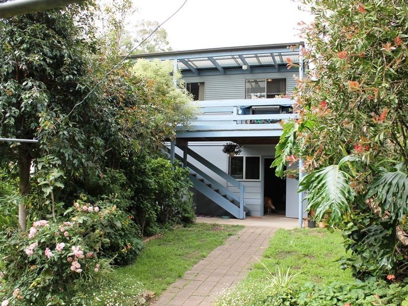 17 Youralla Avenue, Malua Bay NSW 2536