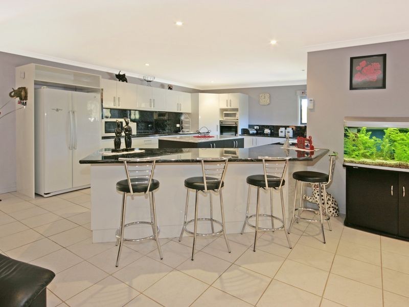 34 Bunderra Circuit, Lilli Pilli NSW 2536