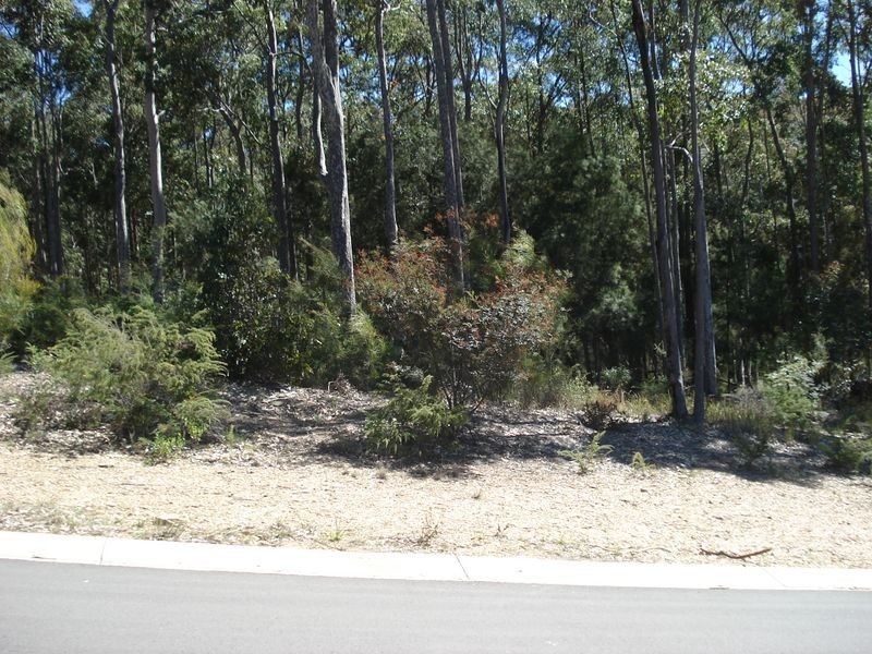 4 Bellbird Drive, Malua Bay NSW 2536