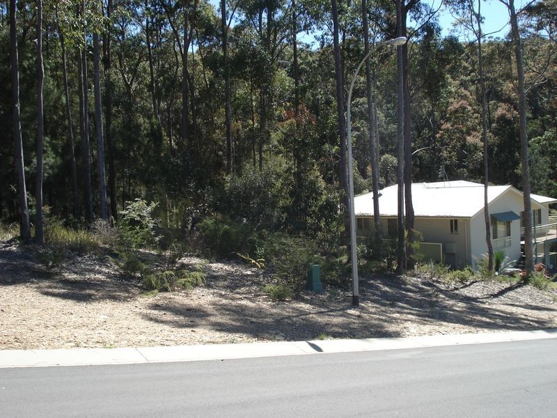 6 Bellbird Drive, Malua Bay NSW 2536