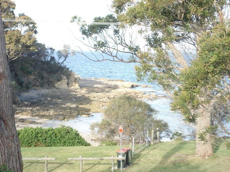 39 Illabunda Drive, Malua Bay NSW 2536