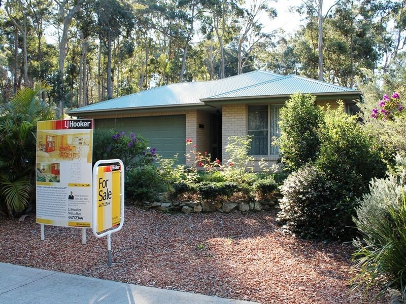 42 Bellbird Drive, Malua Bay NSW 2536