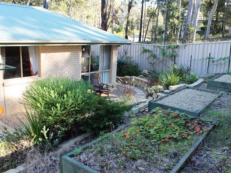 42 Bellbird Drive, Malua Bay NSW 2536