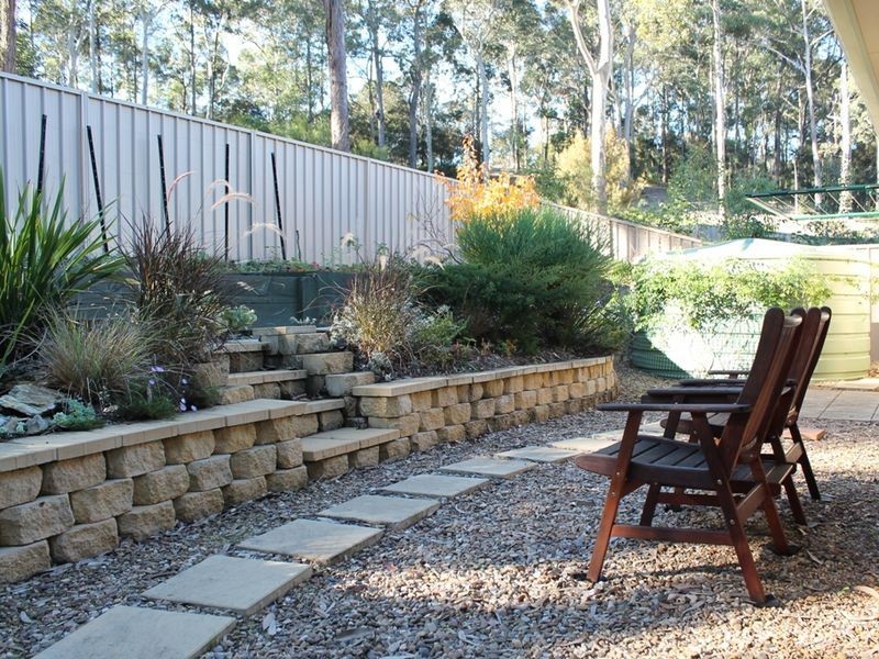 42 Bellbird Drive, Malua Bay NSW 2536