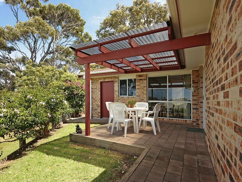 32 Euroka Avenue, Malua Bay NSW 2536