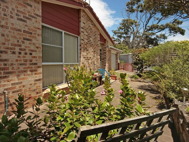 32 Euroka Avenue, Malua Bay NSW 2536