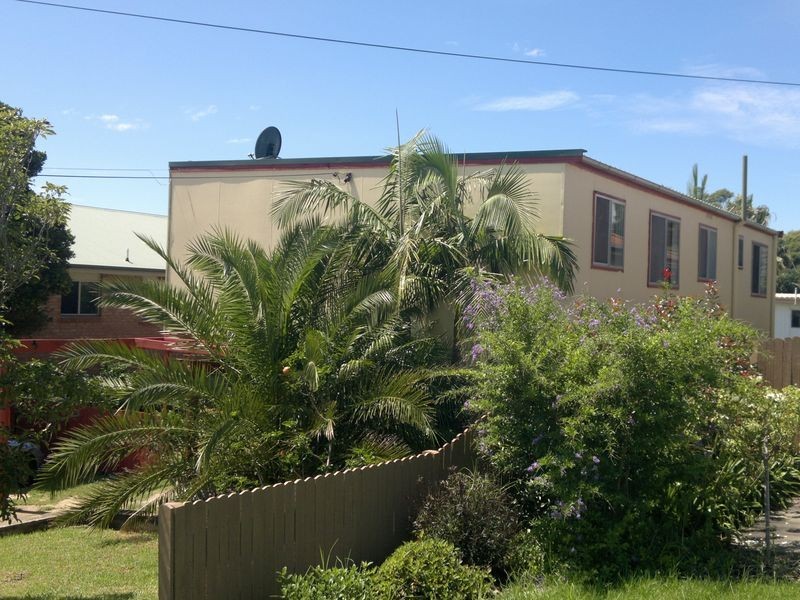 16 Boondi Street, Malua Bay NSW 2536