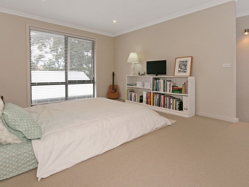 2/15 Warragai Place, Malua Bay NSW 2536