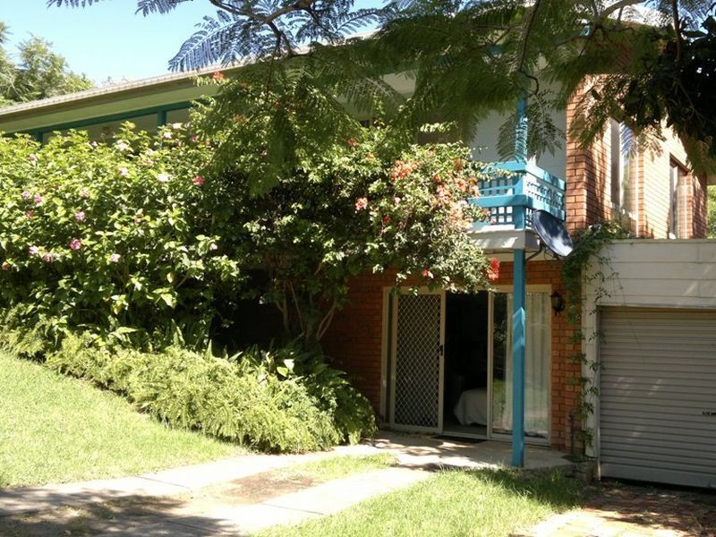 12 Merriwee Avenue, Malua Bay NSW 2536