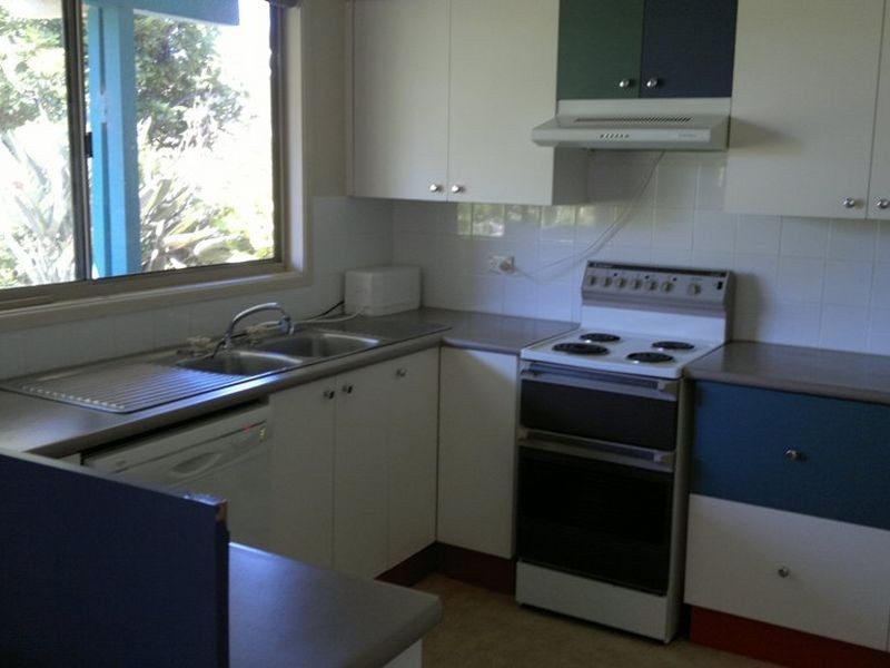 12 Merriwee Avenue, Malua Bay NSW 2536