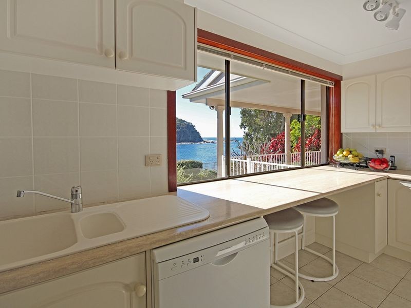 6 Iluka Avenue, Malua Bay NSW 2536