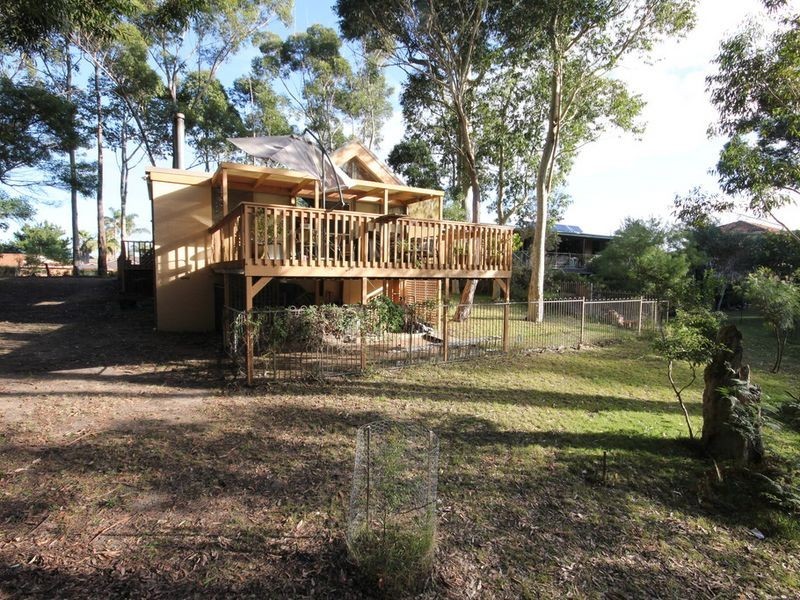 69 Maloneys Drive, Maloneys Beach NSW 2536