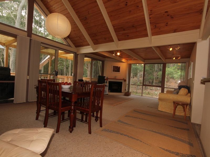 69 Maloneys Drive, Maloneys Beach NSW 2536